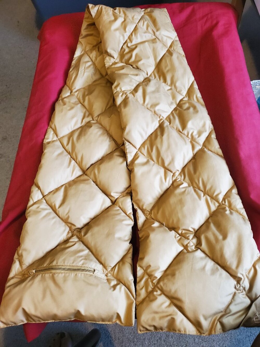 USED TIMBERLAND PUFFY MUSTARD YELLOW PUFFER SCARF
